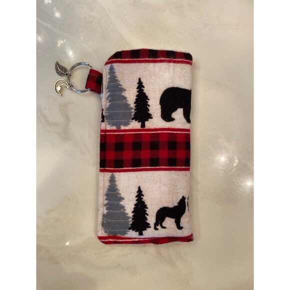 Eyeglass Case Distressed Flannel Look w/  Leaf & Moon Charms on Keyring Plaid - Picture 2 of 8
